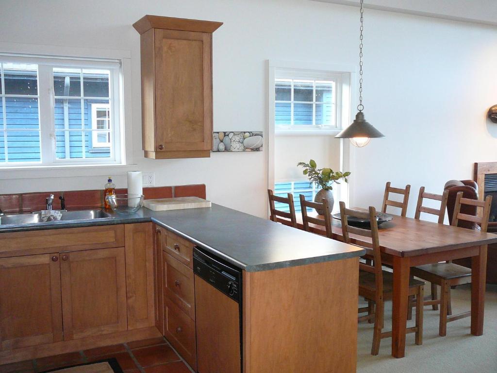 Apartament 203 At Water'S Edge Ucluelet Pokój zdjęcie